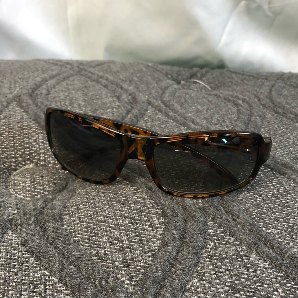 Sunglasses shades